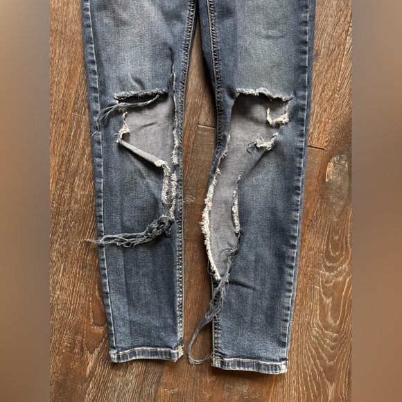 High Rise Ripped Top Shop Blue jeans - Picture 5 of 5